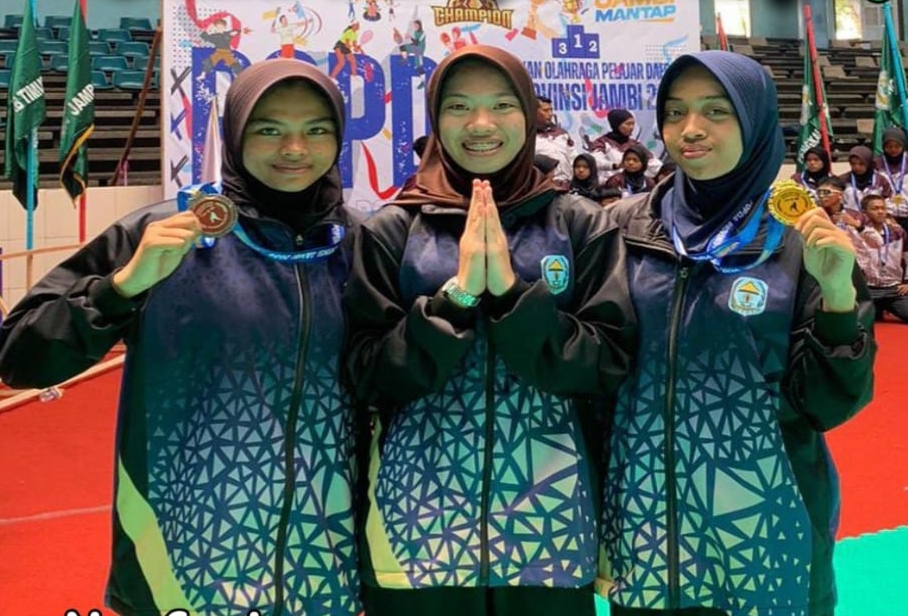 Sabet medali perunggu dan emas. Siswa MAN 1 Kerinci kembali torehkan Prestasi pada Pekan Olahraga Pelajar Daerah (POPDA)