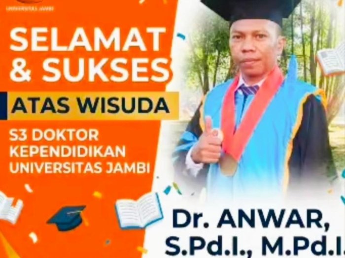 MAN 1 Kerinci Sampaikan Ucapan Selamat atas Wisuda S3 Dr. Anwar, S.Pd.I., M.Pd.I.