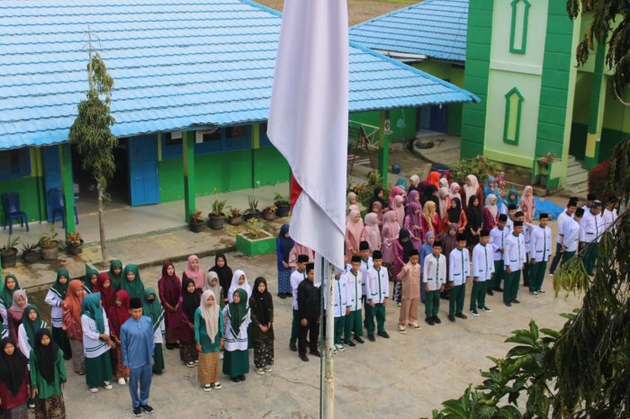 Rayakan HUT Provinsi Jambi, MAN 1 Kerinci Tanamkan Semangat Nasionalisme