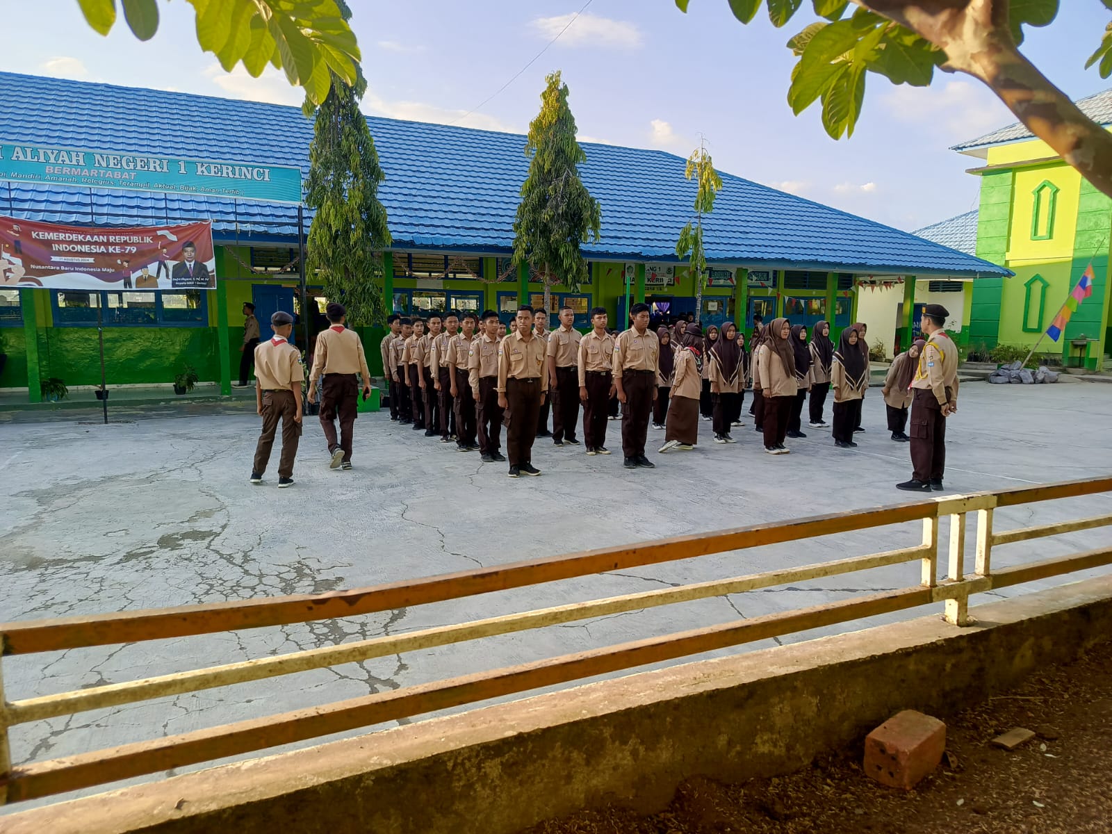 Pramuka MAN 1 Kerinci Gelar Upacara PTA Tahun 2024