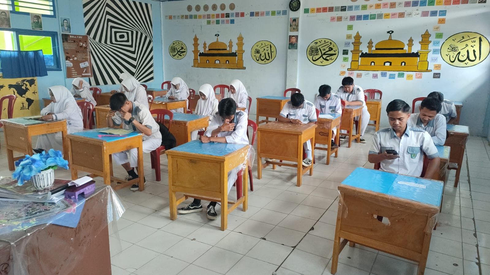 Pelaksanaan Praktek Ibadah Ujian Madrasah MAN 1 Kerinci Berjalan Sukses