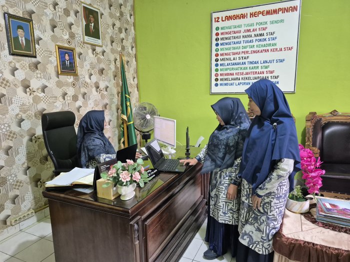 Kepemimpinan Humanis Dorong Kinerja Guru di MAN 1 Kerinci