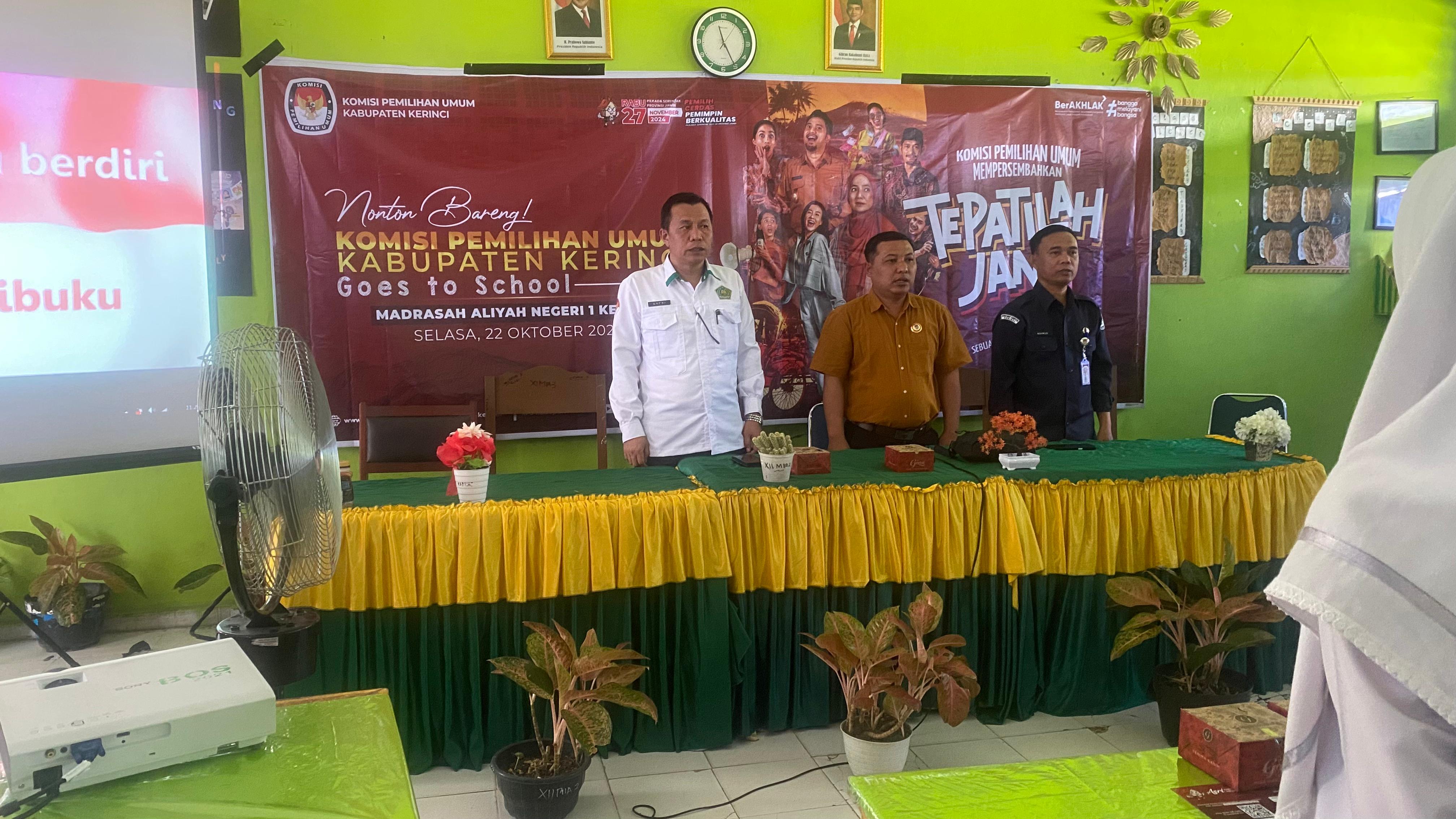 â€œTepatilah Janjiâ€ KPU Goes to School, Siswa MAN 1 Kerinci menjadi salah satu sasaran dalam program tersebut.