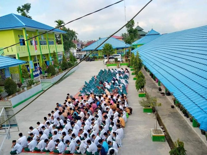 MAN 1 Kerinci Adakan Kultum dan Doa Bersama Lepas Kepergian Siswi Sri Mulyani