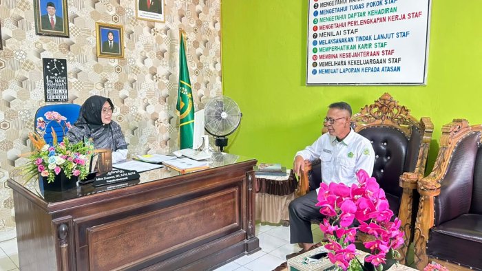 Ruang Kepala Madrasah Jadi Pusat Gagasan Pendidik Senior MAN 1 Kerinci