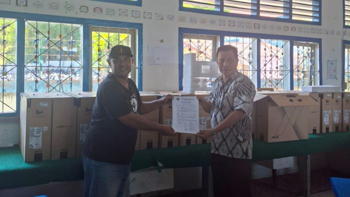 Dukung Pembelajaran Berbasis Teknologi, Kemenag RI Lengkapi MAN 1 Kerinci dengan 20 PC Baru