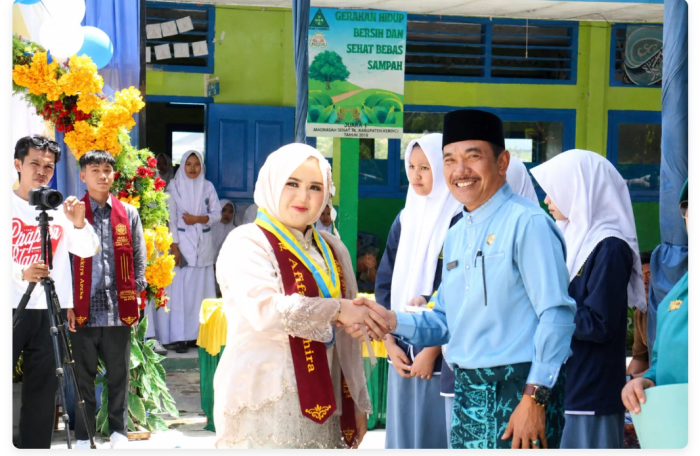 Kakankemenag Kerinci Apresiasi Prestasi Siswa di Acara Perpisahan MAN 1 Kerinci