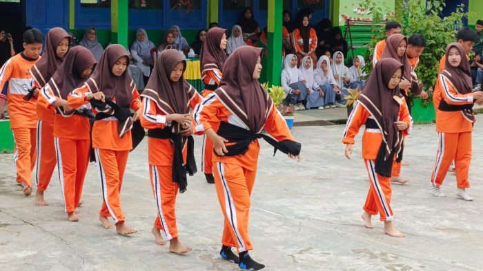 Hari Kedua Expo ke-12 dan Harlah ke-58 MAN 1 Kerinci: Peserta Pertama Tampil Penuh Semangat pada Lomba Tari Kreasi