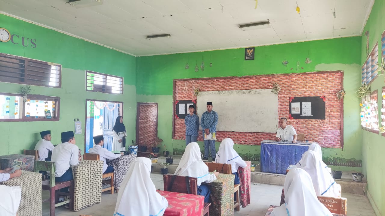 Hari Kedua, Tim SPMB MAN 1 Kerinci Lanjutkan Sosialisasi di Sekolah-Sekolah