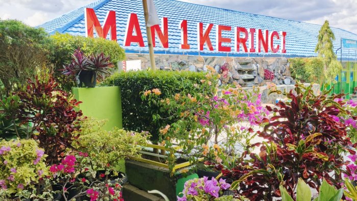 PTK MAN 1 Kerinci Diimbau Ikuti Sosialisasi Pemutakhiran Data SIASN Secara Daring