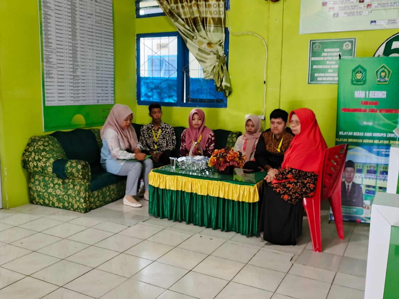 Dosen Pembimbing STIE Kunjungi Mahasiswa PPL di MAN 1 Kerinci