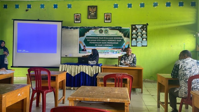 MAN 1 Kerinci Gelar Rapat Koordinasi dan Evaluasi Kinerja Guru dan Tenaga Kependidikan