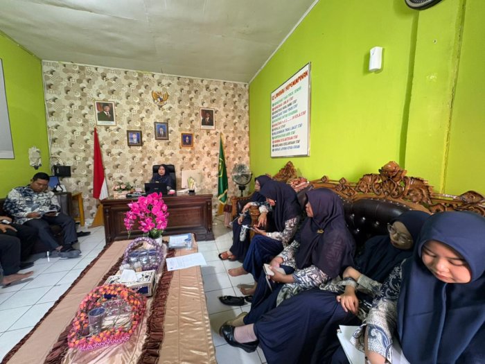 Perkuat Profesionalisme Guru, MAN 1 Kerinci Ikuti Webinar Nasional GTK Madrasah